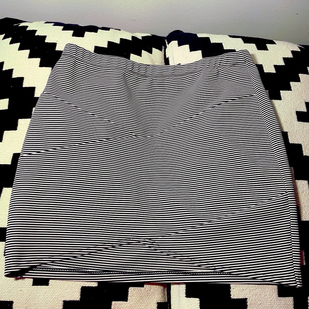 Stripped skirt
